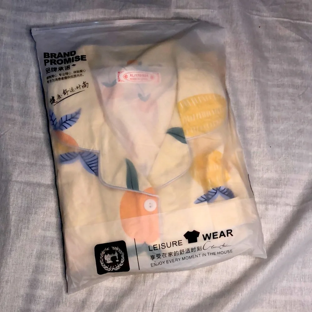❌SORRY NOT AVAILABLE ❌ Light Yellow Night Suit for lady Chine Trade, - Picture 3 of 8